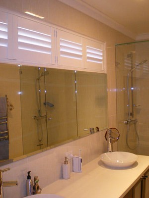 shutters in bathroom for ventilation